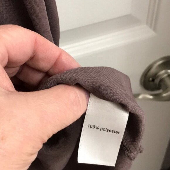 Brown pullover V neck blouse. - Picture 5 of 6